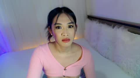 Snapshot of piroulita chatting on 14, 12, 2024 Ari online show from 14, 12, 2024