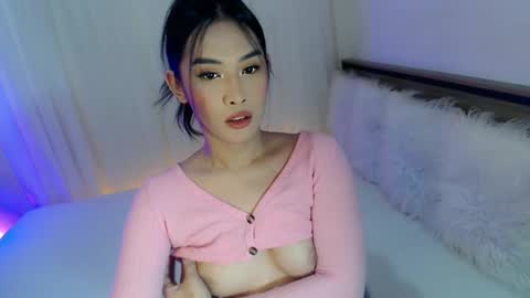 Snapshot of piroulita chatting on 17, 12, 2024 Ari online show from 17, 12, 2024