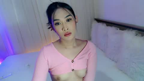 Snapshot of piroulita chatting on 22, 2, 2025 Ari online show from 22, 2, 2025