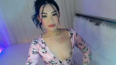 Snapshot of piroulita chatting on 12, 9, 2025 Ari online show from 12, 9, 2025