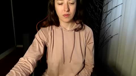 Snapshot of piscesgirl06 chatting on 12, 12, 2024 piscesgirl06 online show from 12, 12, 2024