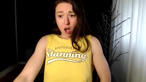 Snapshot of piscesgirl06 chatting on 27, 10, 2025 piscesgirl06 online show from 27, 10, 2025