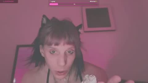 pixie_praxis online show from 8, 2, 2025