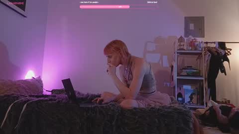 pixie_praxis online show from 17, 2, 2025