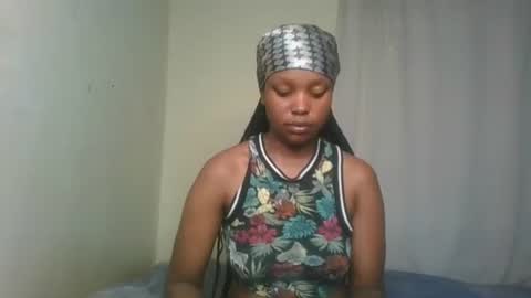 Snapshot of pixie_roman chatting on 4, 12, 2024 Majesty online show from 4, 12, 2024