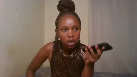 Snapshot of pixie_roman chatting on 7, 3, 2025 Majesty online show from 7, 3, 2025