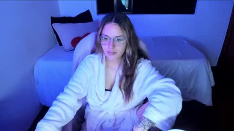 Snapshot of pixiedaemon chatting on 24, 5, 2026 pixie online show from 24, 5, 2026