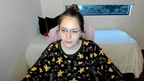 Snapshot of pixiedaemon chatting on 1, 6, 2026 pixie online show from 1, 6, 2026