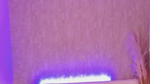 Snapshot of pixy_20 chatting on 22, 9, 2025 cris online show from 22, 9, 2025