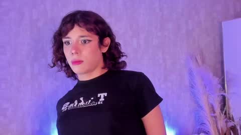 Snapshot of pixy_20 chatting on 24, 9, 2025 cris online show from 24, 9, 2025