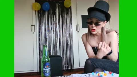 Lynn online show from 19, 2, 2025