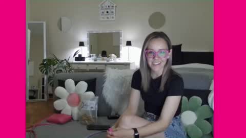 Lynn online show from 7, 3, 2025