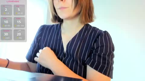 Horny Cats who Want Pizza online show from 10, 7, 2026