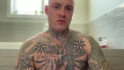 Snapshot of platinum_338 chatting on 25, 10, 2025 platinum_338 online show from 25, 10, 2025