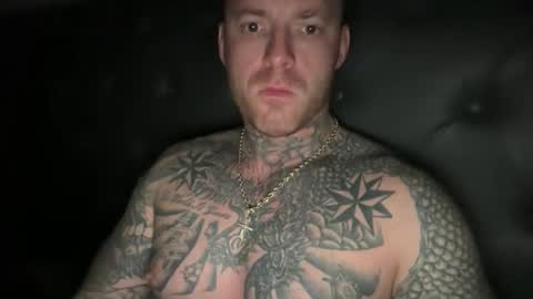 Snapshot of platinum_338 chatting on 31, 10, 2025 platinum_338 online show from 31, 10, 2025