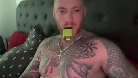 Snapshot of platinum_338 chatting on 22, 11, 2025 platinum_338 online show from 22, 11, 2025