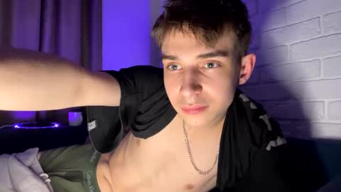 Snapshot of platonlxs chatting on 17, 2, 2025 Platon Lxs online show from 17, 2, 2025