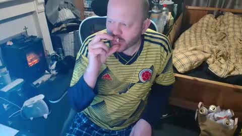 Snapshot of playboy_horny chatting on 30, 11, 2025 playboy_horny online show from 30, 11, 2025