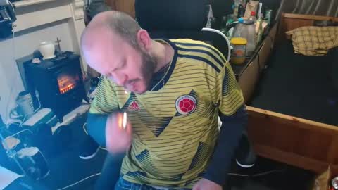 Snapshot of playboy_horny chatting on 14, 12, 2025 playboy_horny online show from 14, 12, 2025