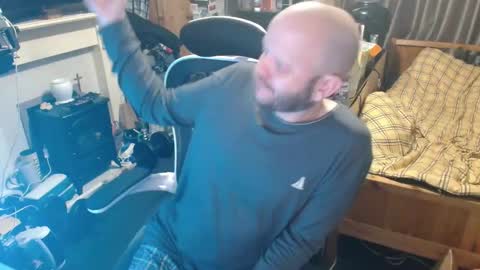 playboy_horny online show from 15, 12, 2025