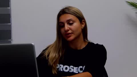 PlayfulNicole online show from 30, 5, 2026