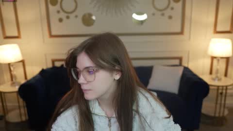 Lana online show from 12, 2, 2026