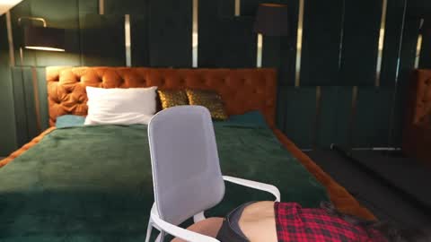 Lana online show from 7, 4, 2026