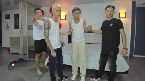 Snapshot of playhardsex chatting on 23, 9, 2025 online show from 23, 9, 2025