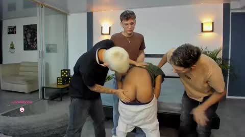 Snapshot of playhardsex chatting on 28, 9, 2025 online show from 28, 9, 2025