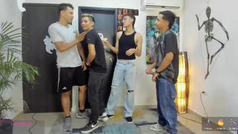 Snapshot of playhardsex chatting on 11, 10, 2025 online show from 11, 10, 2025