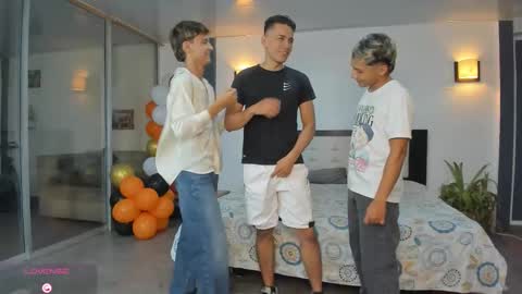 Snapshot of playhardsex chatting on 22, 11, 2025 online show from 22, 11, 2025