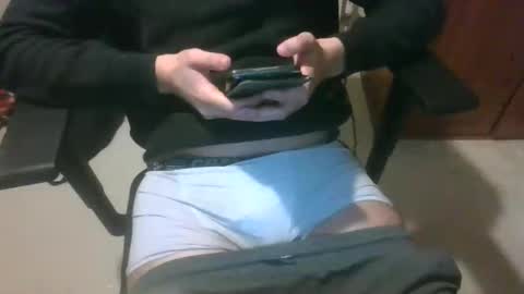 Snapshot of playitsaif11023 chatting on 4, 1, 2025 playitsaif11023 online show from 4, 1, 2025