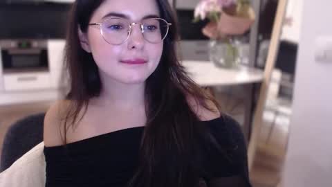 Snapshot of playnofuckinggames chatting on 5, 10, 2025 Mary online show from 5, 10, 2025