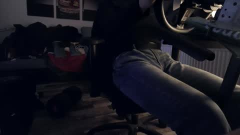 Hello ask me  . Im glad  to see you here in my room. Welcome PVT is open online show from 25, 3, 2026