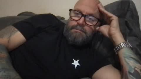 Snapshot of pleasesitonmycock chatting on 31, 1, 2025 PleaseSitOnMyCock online show from 31, 1, 2025