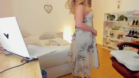 PleasureWitch online show from 6, 2, 2025