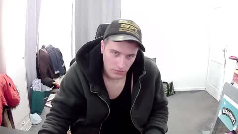 plkrisztian online show from 31, 3, 2026