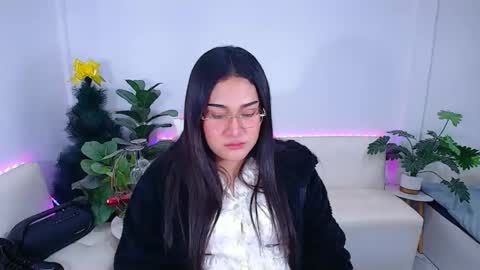 Snapshot of ploysaithailand chatting on 29, 11, 2025 Ploysai online show from 29, 11, 2025