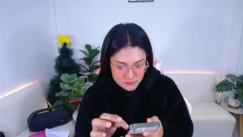 Snapshot of ploysaithailand chatting on 16, 12, 2025 Ploysai online show from 16, 12, 2025