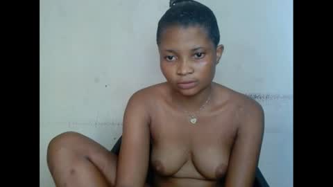 Snapshot of plumnjuicyx chatting on 16, 2, 2025 plumnjuicyx online show from 16, 2, 2025