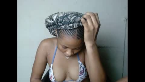 Snapshot of plumnjuicyx chatting on 19, 2, 2025 plumnjuicyx online show from 19, 2, 2025