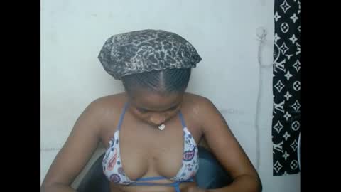 Snapshot of plumnjuicyx chatting on 2, 3, 2025 plumnjuicyx online show from 2, 3, 2025