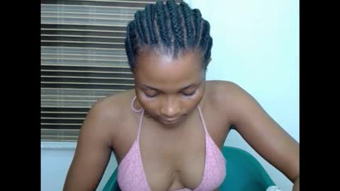 Snapshot of plumnjuicyx chatting on 3, 12, 2025 plumnjuicyx online show from 3, 12, 2025