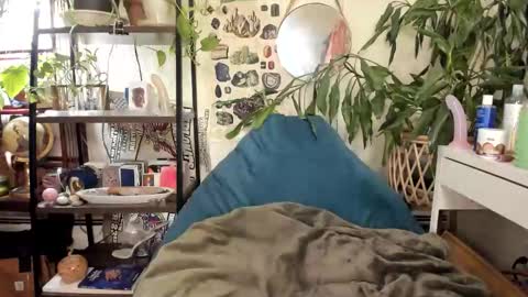 Snapshot of pluto_astrology chatting on 4, 12, 2025 Goddess Pluto online show from 4, 12, 2025