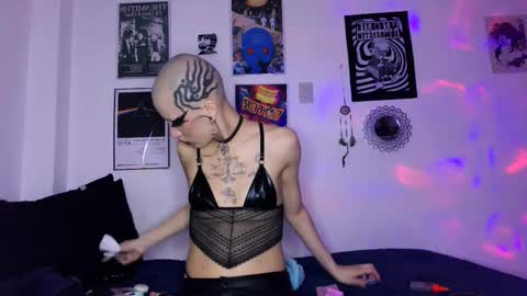    online show from 27, 11, 2025