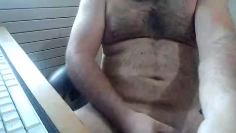 Snapshot of poazergg95 chatting on 26, 11, 2025 poazergg95 online show from 26, 11, 2025