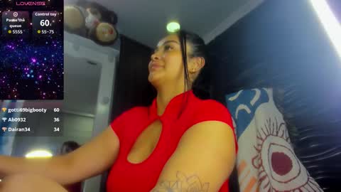 Snapshot of pocahontas_d chatting on 30, 11, 2025 catalina online show from 30, 11, 2025