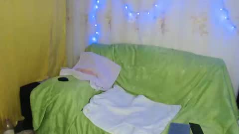 Snapshot of pocahontas_hall chatting on 29, 12, 2024 Lily online show from 29, 12, 2024