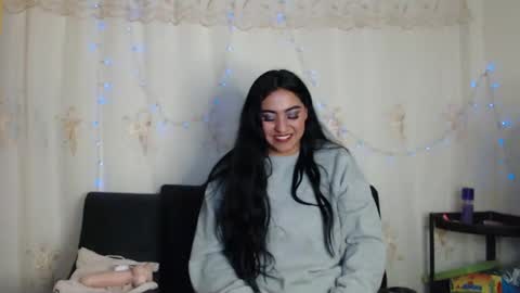 Snapshot of pocahontas_hall chatting on 11, 1, 2025 Lily online show from 11, 1, 2025