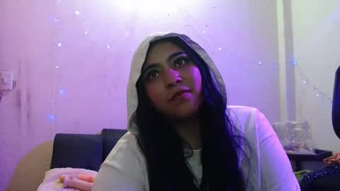 Snapshot of pocahontas_hall chatting on 16, 1, 2025 Lily online show from 16, 1, 2025